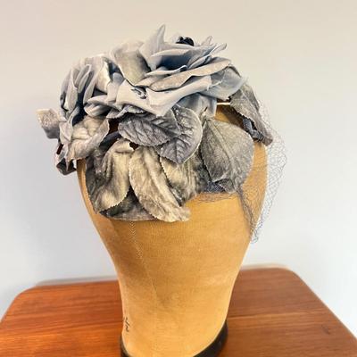Lot of 4 Vintage Hats Fascinators (1 of 3)
