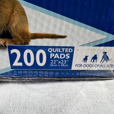 New Box 200 Dog Wee Wee Pads