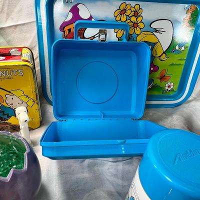 Lunch Boxes Smurf Tray Peanuts