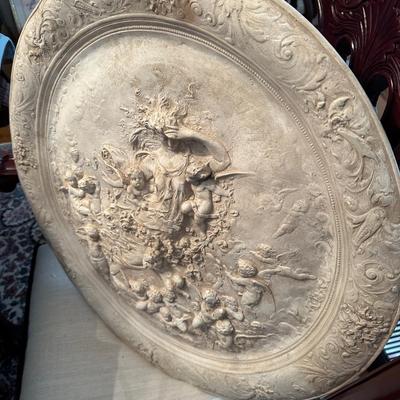 Round Wall Hanging