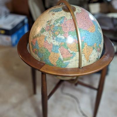 Vintage Finley 20â€³ Floor Replogle Globe