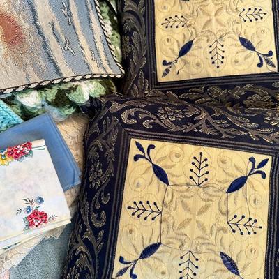 Linen Lot