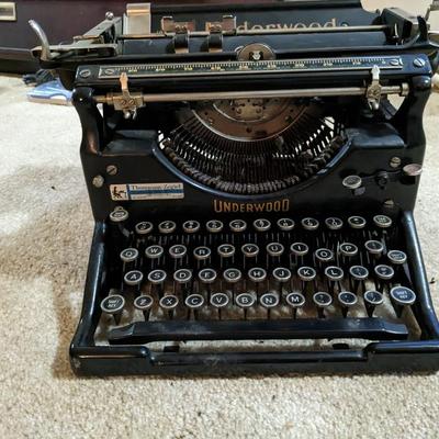 Antique Underwood No.5 Standard Typewriter 1923