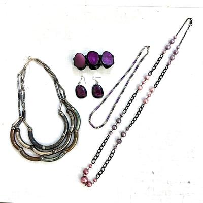 1053 Silvertone Tube Necklace with Purple Accessories