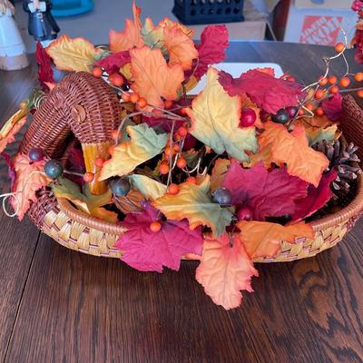 Three Piece Fall Basket Lot