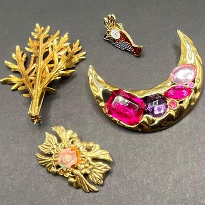 Vintage Park Lane colored stone brooch