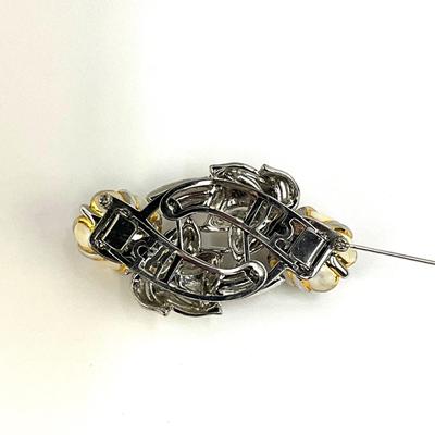 1063 RARE Coro Quivering Camellia Trembler Pin Brooch