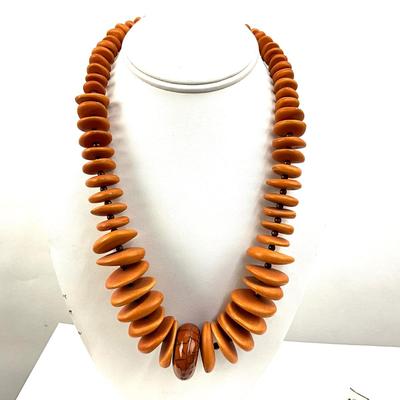 1072 Amber Tone Jewelry Necklace and Earrings Lot