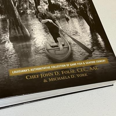 JOHN D FOLSE ~ Hooks Lies & Alibis ~ Louisianaâ€™s Authoritative Collection Of Game Fish & Seafood Cookery