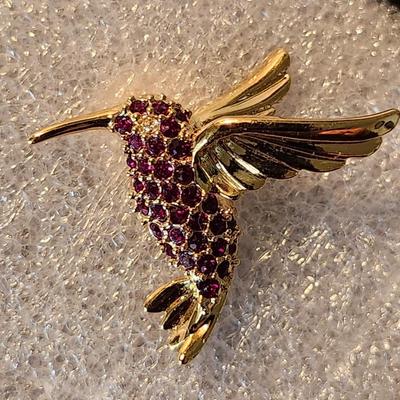 Hummingbird Pin