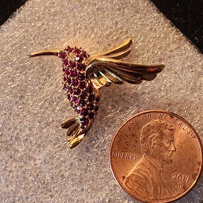 Hummingbird Pin