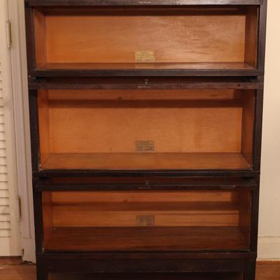 Globe-Wernicke Antique Mahogany Sectional Bookcase (See Description)