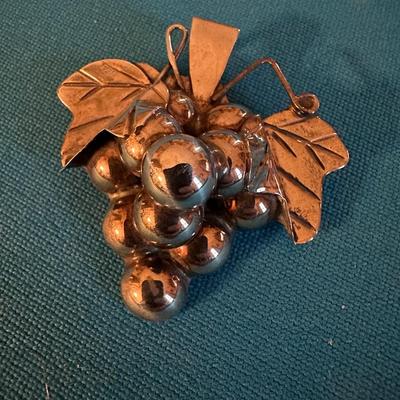 Sterling Silver Grape Cluster Pendant Brooch