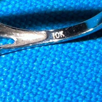 10kt White Gold Sapphire Ring Diamond
