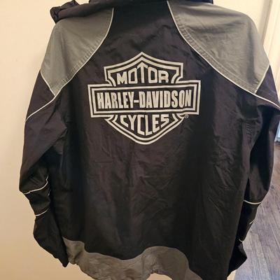 Harley Davidson Hoodie, Golf Shirt and Jackets Size M (FC-DW)