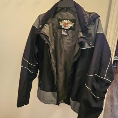 Harley Davidson Hoodie, Golf Shirt and Jackets Size M (FC-DW)