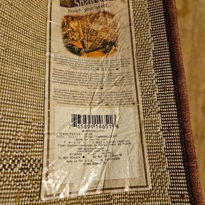 Shaw Rugs Poppy Floral Area Rug (LR-DW)