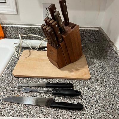 Tramontina Contemporary Counter Block With Knives & More (K-RG)
