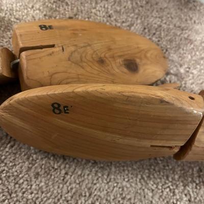 Hamper, Wooden Hangers & More (PS-MG)