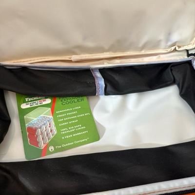 Lot 721 small coolers