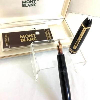 1102 Montblanc Meisterstuck #146 Fountain Pen