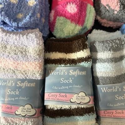 Lot 725 Ladies Socks