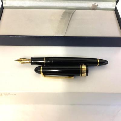 1103 Sailor Fountain Pen 1911, with Japanese Ink Refills