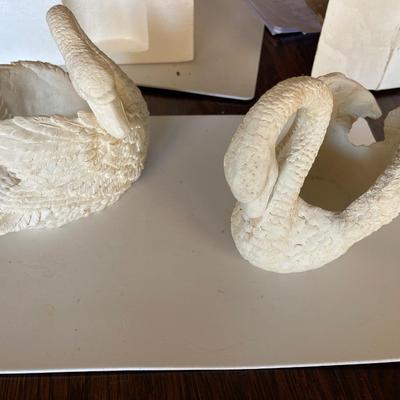 Two Swan Resin Planters - NEW