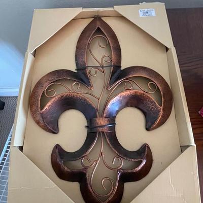 Metal Fleur de Lis Wall Hanging - NEW in box
