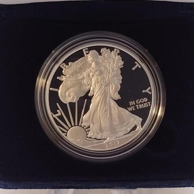 2017 U.S. Mint American Silver Eagle Proof $1 Coin (#138)