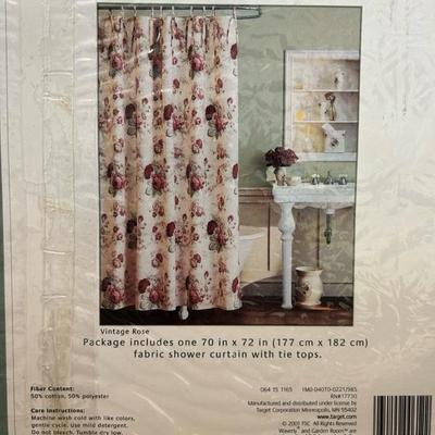 Lot 734 house items