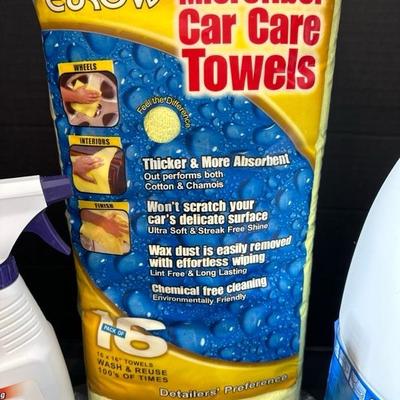 Lot 738 cleaning supplies