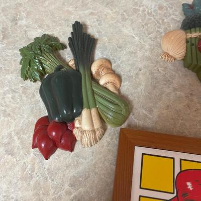 Kitchen Decor Lot