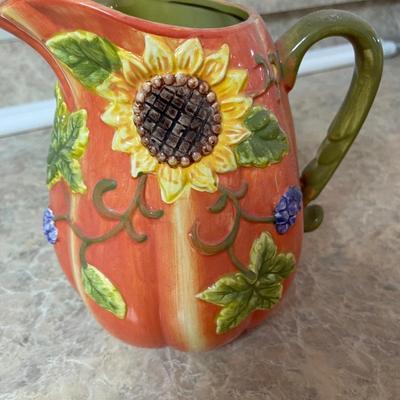 Vintage Pitcher Lot