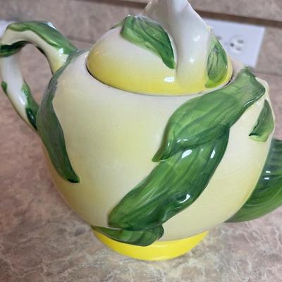 Adorable Vintage Formalities Lilies and Ladybugs Teapot