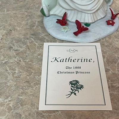 Lenox "Katherine" Victorian Ladies of Fashion Figurine ****SEE DETAILS