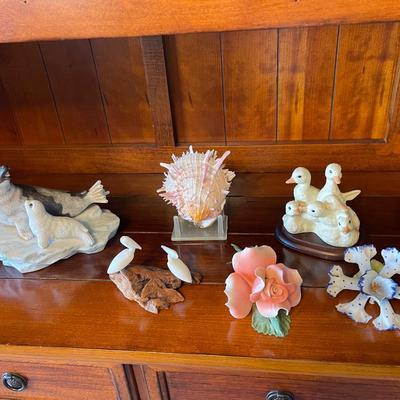 Seashell and Flower Figurine Lot