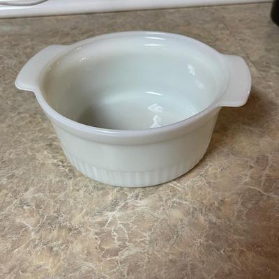 Mixing Bowls and Serving Platter Lot