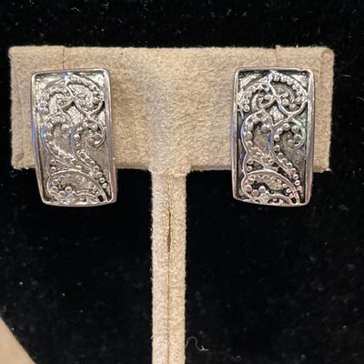 2 pairs of Napier earrings