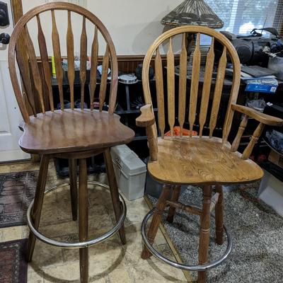 Dinaire Tile & Oak Top Bar/Game/Island w/ 4 Stools, 2 Captains Chairs