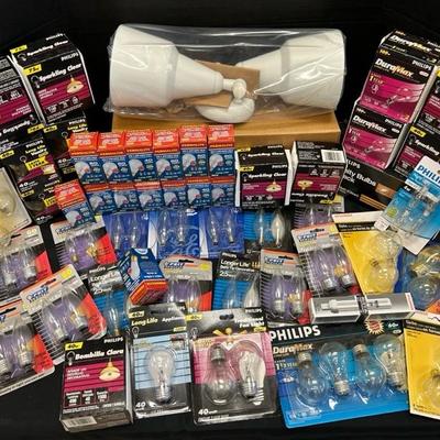Lot 770 lot bulbs