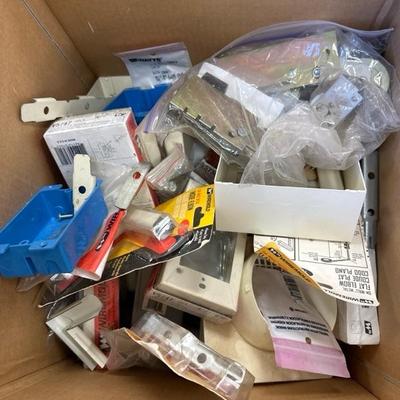Lot 772 miscellaneous hardware