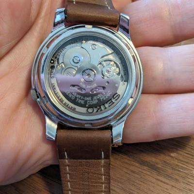2 High End Watches-Seiko 5 21 Jewels, Pulsar Railroad Approved