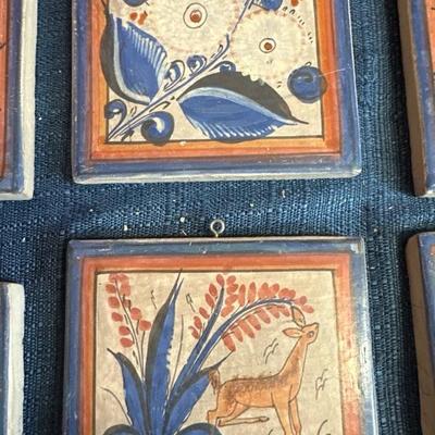 Lot 802 vintage wood and tile tray