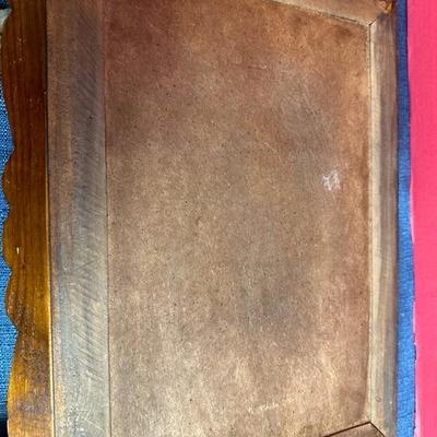 Lot 802 vintage wood and tile tray