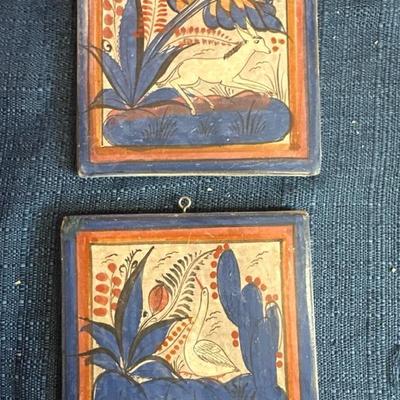 Lot 802 vintage wood and tile tray
