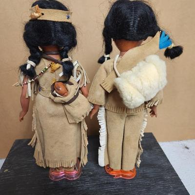 Pair of vintage dolls