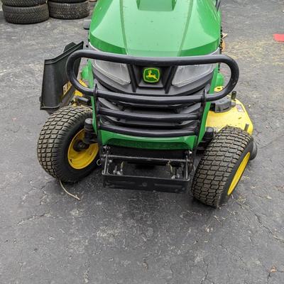Like New John Deere X590