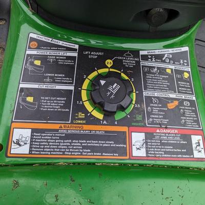Like New John Deere X590