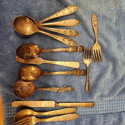 Children's advertising silverware lot